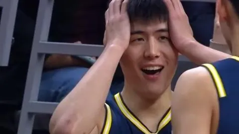 曼联追逐希腊17岁新星：欧洲冠军球队青睐，皇马亦紧随其后